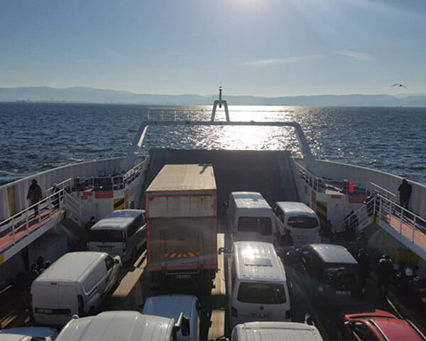 Arabalı Kurye