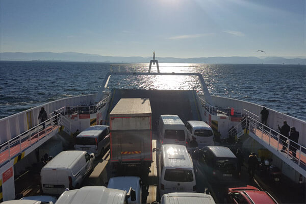 Arabalı Kurye